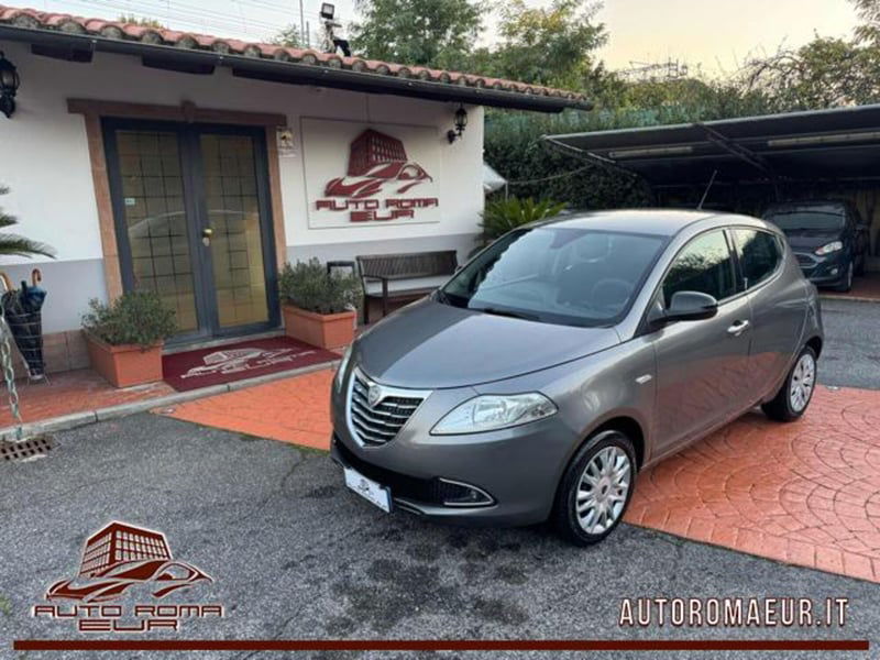Lancia Ypsilon 1.2 69 CV 5 porte Silver
