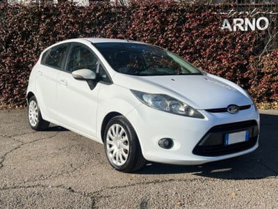 Ford Fiesta 1.4 5 porte Bz.- GPL Titanium usata