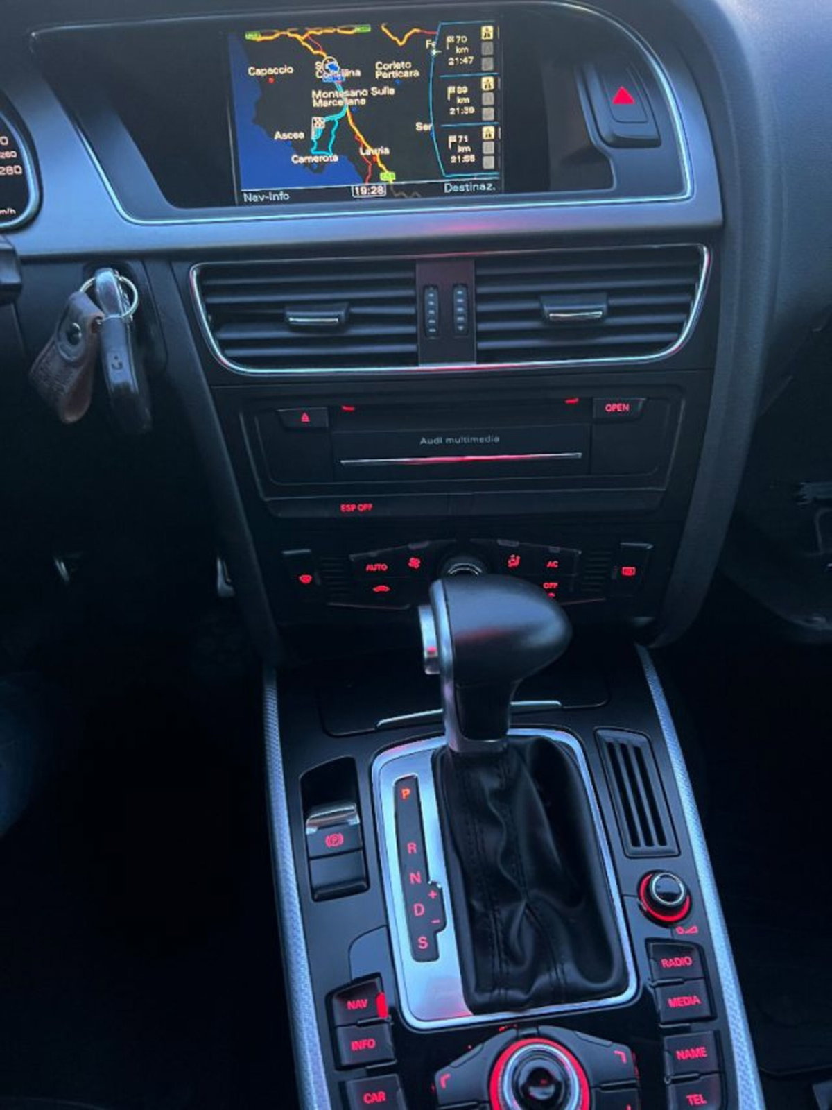Audi A5 Coupé 2.7 V6 TDI F.AP. multitronic Ambition (16)