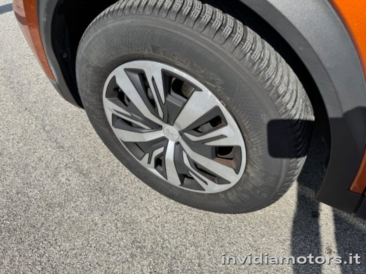 Peugeot 2008 PureTech 100 S&S Allure (14)