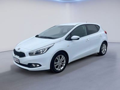 Kia cee'd 1.6 CRDi 110 CV 5 porte Cool usata