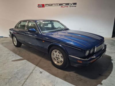 Jaguar XJ 4.0 cat Executive usata