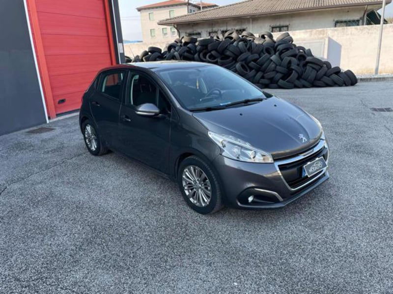Peugeot 208 82 Stop&Start 5 porte Signature