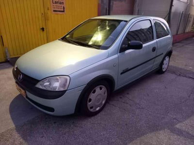 Opel Corsa 1.0i 12V cat 3 porte usata