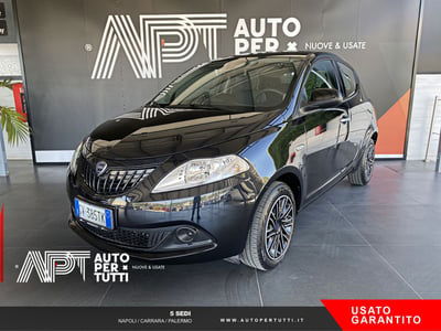 Lancia Ypsilon 1.0 FireFly 5 porte S&S Hybrid Silver Plus usata