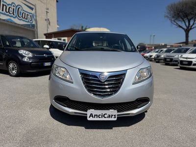 Lancia Ypsilon 1.3 MJT 16V 95 CV 5 porte S&S Silver usata
