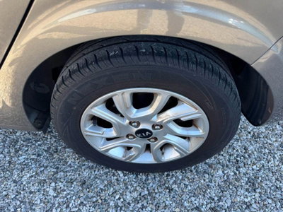 Kia Picanto 1.0 12V 5 porte Cool (12)