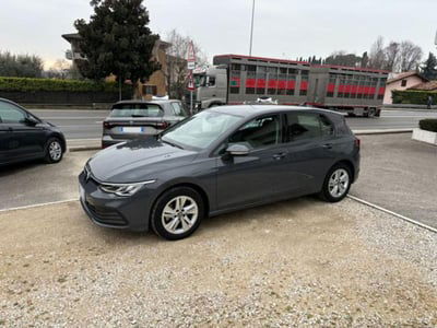 Volkswagen Golf Variant 1.0 eTSI EVO DSG Life usata