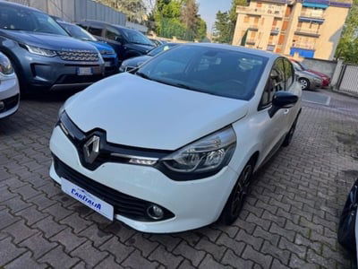Renault Clio 1.2 75CV 5 porte Costume National usata
