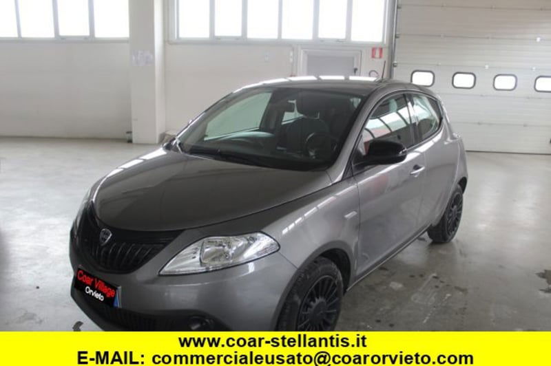 Lancia Ypsilon 1.0 FireFly 5 porte S&S Hybrid Silver Plus