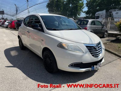 Lancia Ypsilon 1.2 69 CV Unyca usata