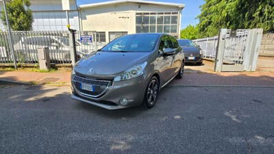 Peugeot 208 VTi 82 CV 5 porte Allure usata