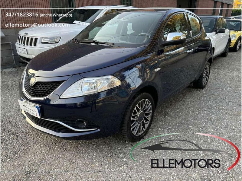 Lancia Ypsilon 1.2 69 CV 5 porte Gold