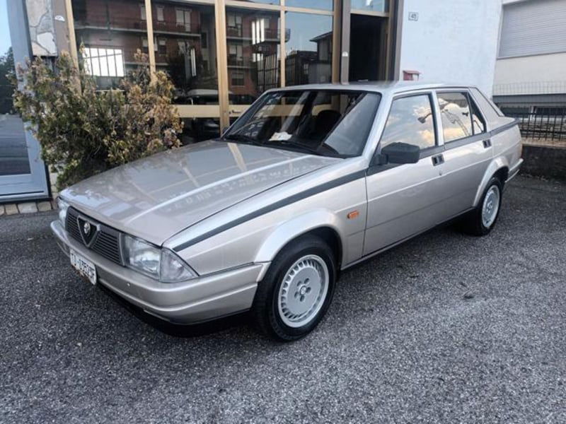Alfa Romeo 75 1.8i turbo Evoluzione