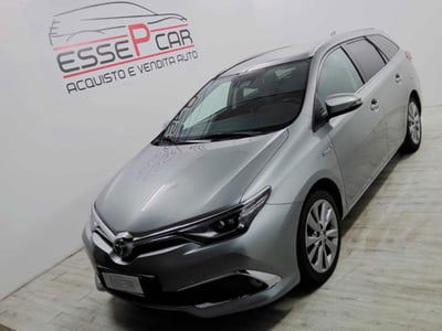 Toyota Auris Station Wagon 1.8 Hybrid Lounge usata