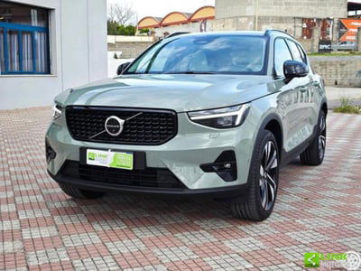 Volvo XC40 2.0 b3 Ultra Black Edition auto usata