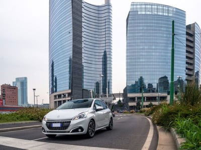 Peugeot 208 82 Stop&Start 5 porte Signature usata