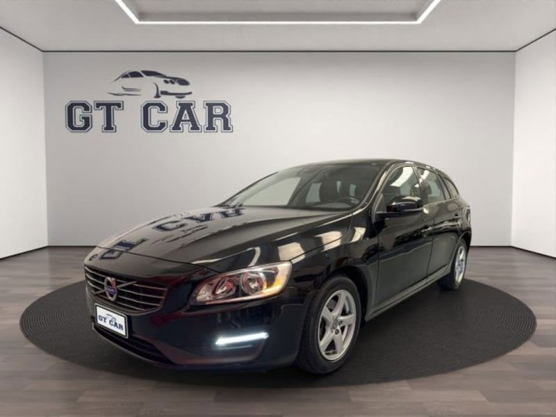 Volvo V60 D2 1.6 Powershift Kinetic
