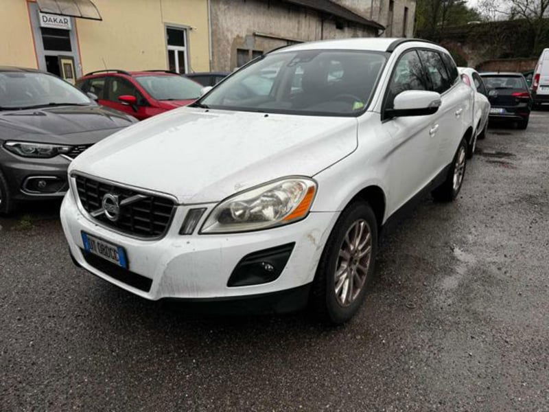 Volvo XC60 2.4 D 163 CV AWD Geartronic Momentum