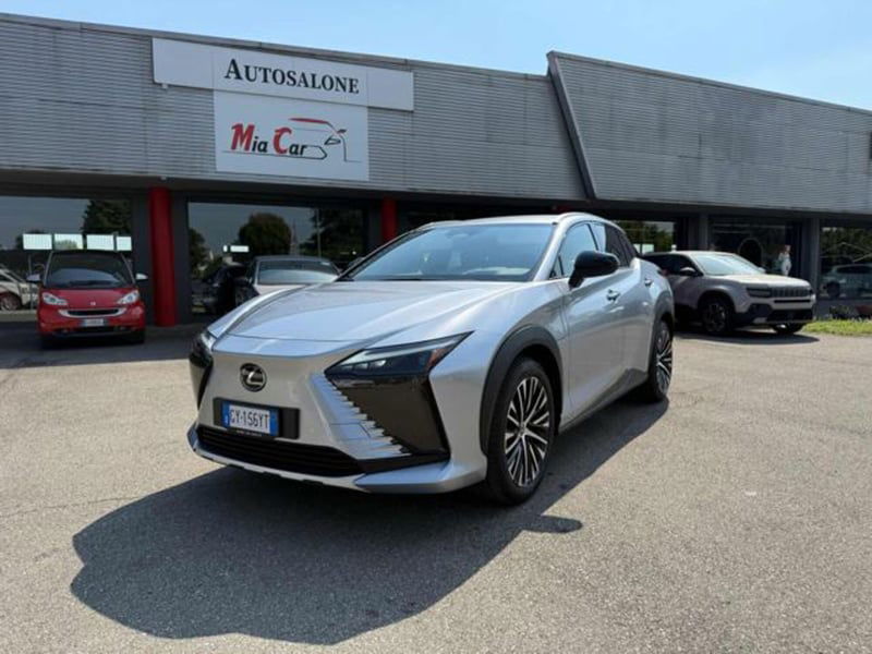 Lexus RZ 450e Design