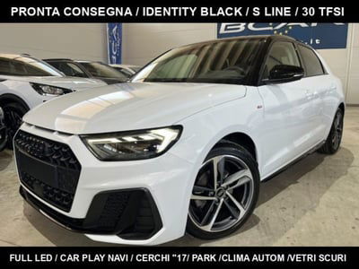 Audi A1 Sportback 30 1.0 tfsi Identity Black 116cv s-tronic usata