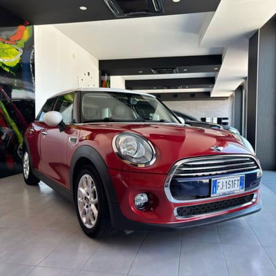 MINI Mini 1.5 Cooper D Business 5 porte usata