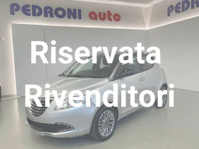 Lancia Ypsilon 0.9 TwinAir 85 CV 5 porte S&S Gold usata