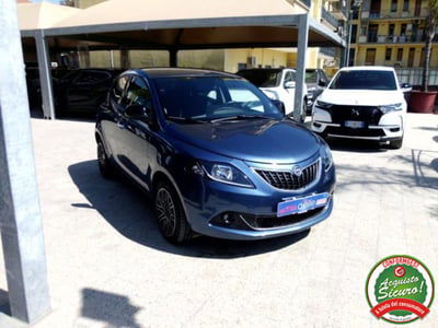 Lancia Ypsilon 1.0 FireFly 5 porte S&S Hybrid Alberta Ferretti usata