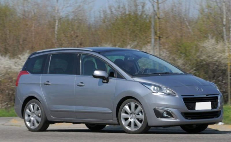 Peugeot 5008 1.6 HDi 115CV Access