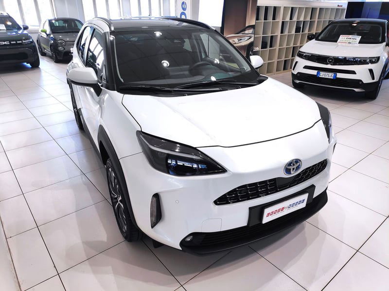Toyota Yaris Cross 1.5 Hybrid 5p. E-CVT AWD-i Premiere