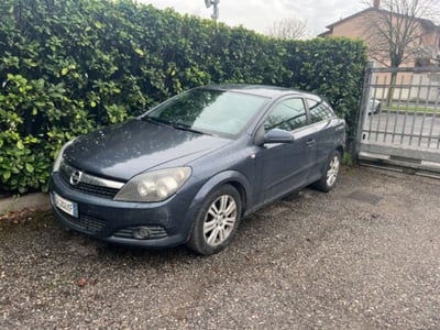 Opel Astra GTC 1.7 CDTI 101CV 3 porte Enjoy usata