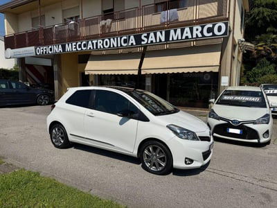 Toyota Yaris 1.3 3 porte Lounge usata