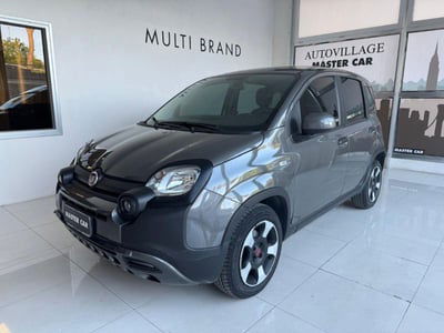 Fiat Panda 1.0 FireFly S&S Hybrid City Cross usata