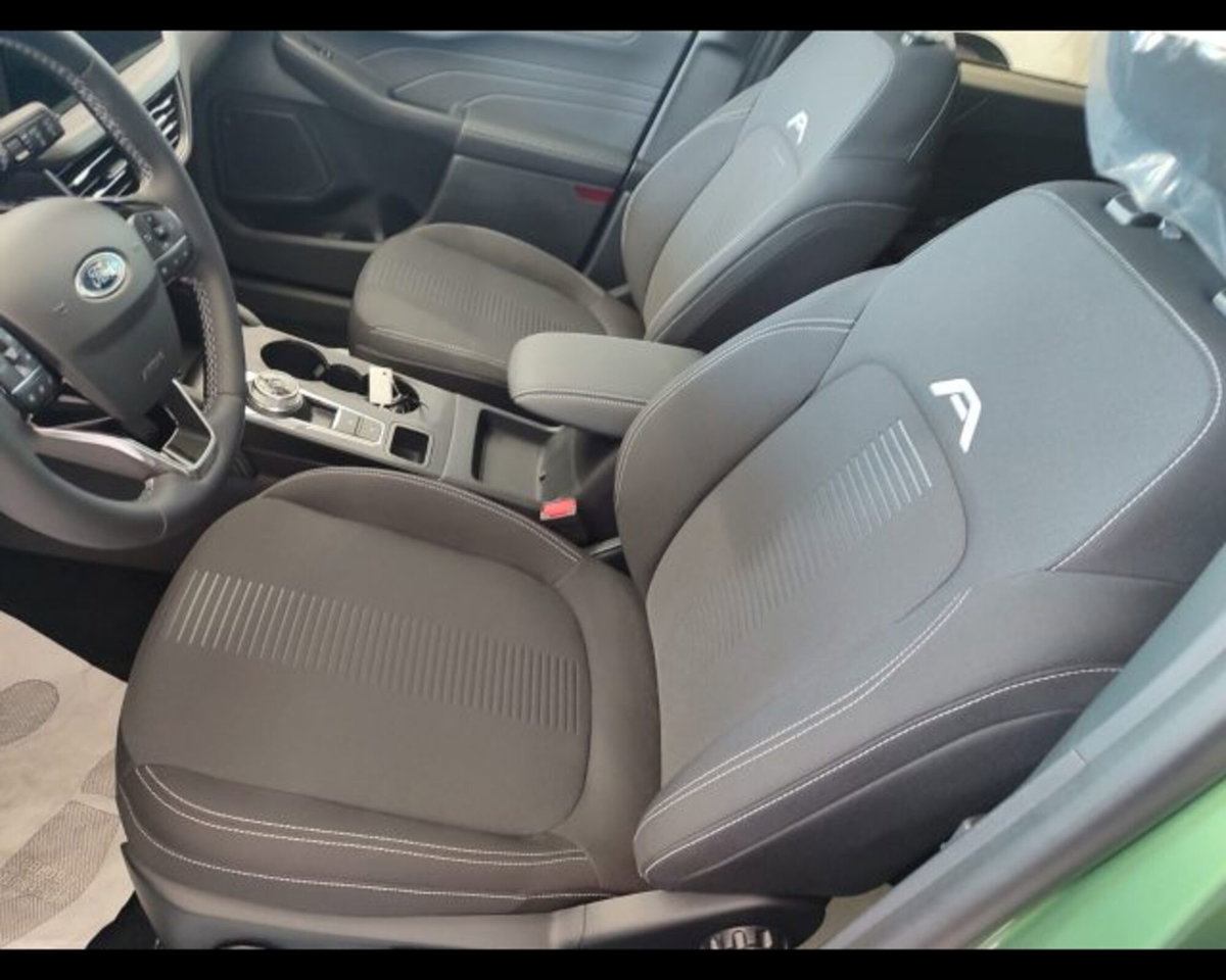 Ford Kuga 2.5 Full Hybrid 190 CV CVT 2WD Vignale (9)