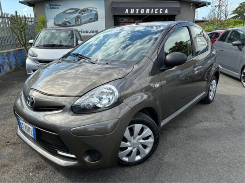 Toyota Aygo 1.0 12V VVT-i 5 porte Deep Ocean Connect