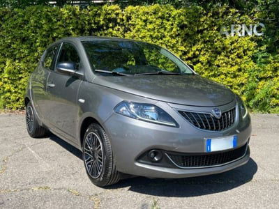 Lancia Ypsilon 1.0 FireFly 5 porte S&S Hybrid Alberta Ferretti usata