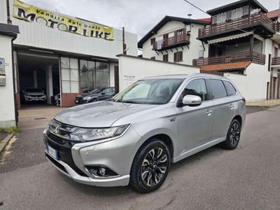 Mitsubishi Outlander 2.0 MIVEC 4WD PHEV Instyle usata