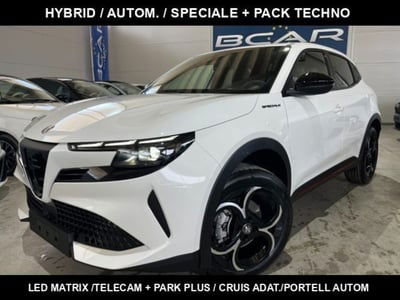 Alfa Romeo Junior 1.2 ibrida Speciale 145cv edct6 nuova