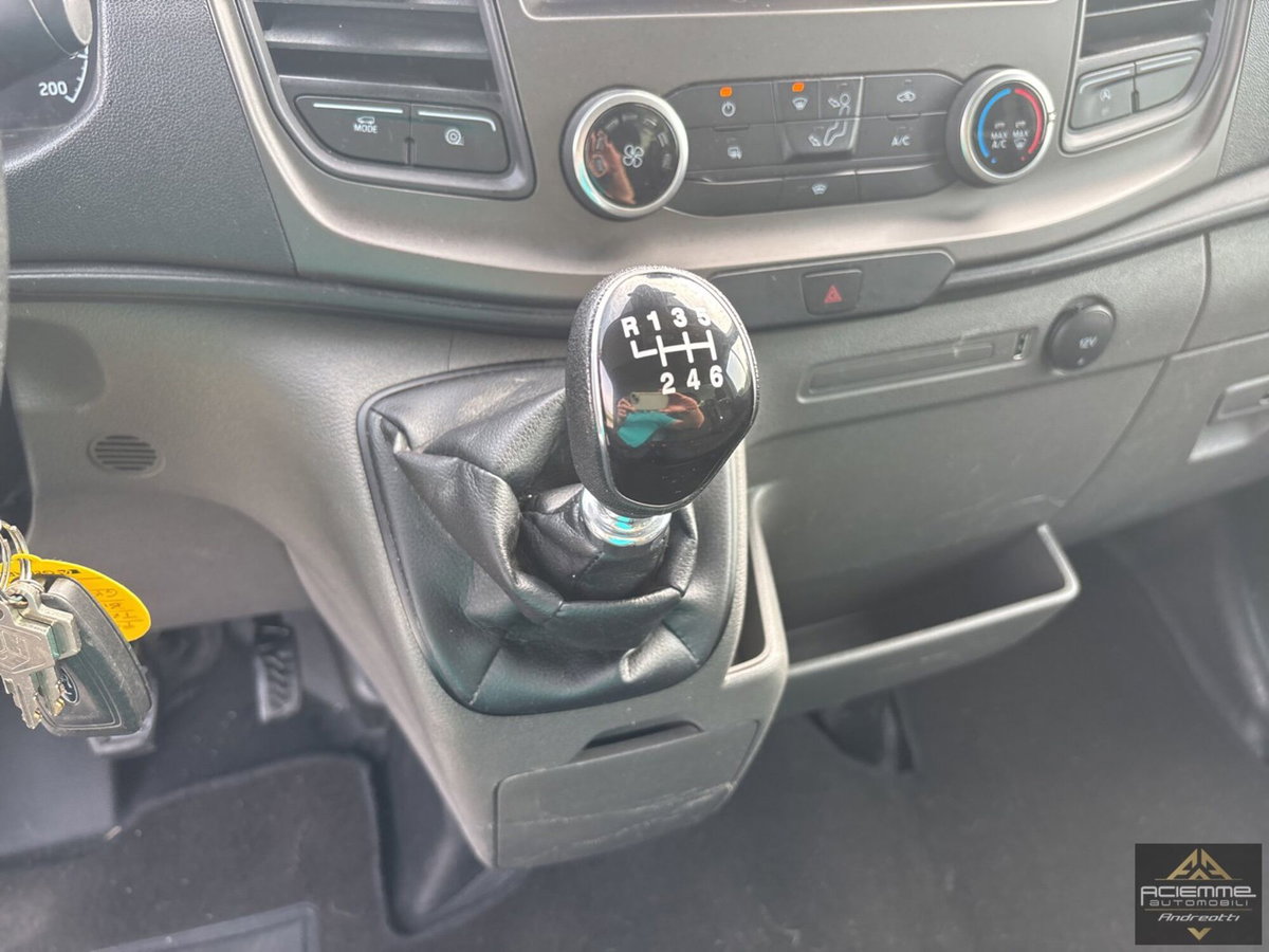 Ford Transit Telaio 350 2.0 HDT 160CV aut. PL 4p.Furgonato Trend (18)