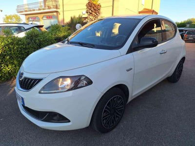 Lancia Ypsilon 1.2 69 CV 5 porte GPL Silver Plus usata