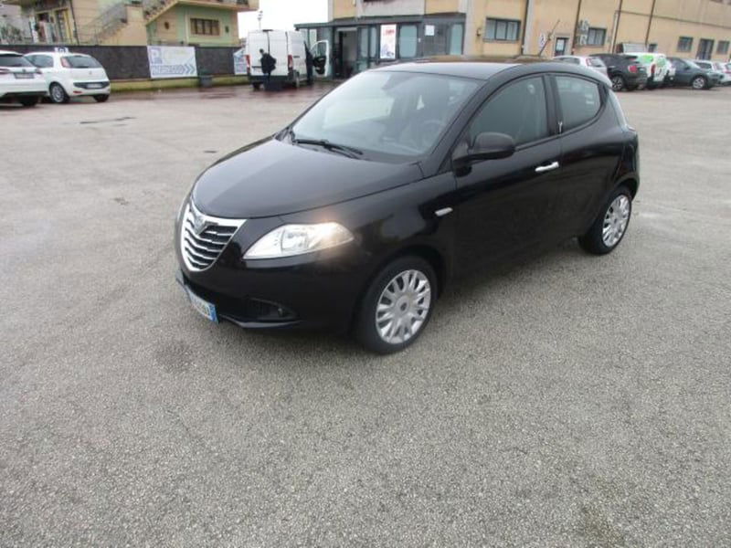 Lancia Ypsilon 1.3 MJT 16V 95 CV 5 porte S&S Silver