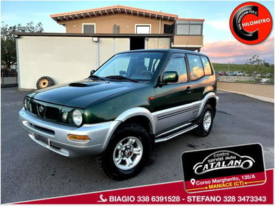 Nissan Terrano II 2.7 Tdi 3 porte SE usata