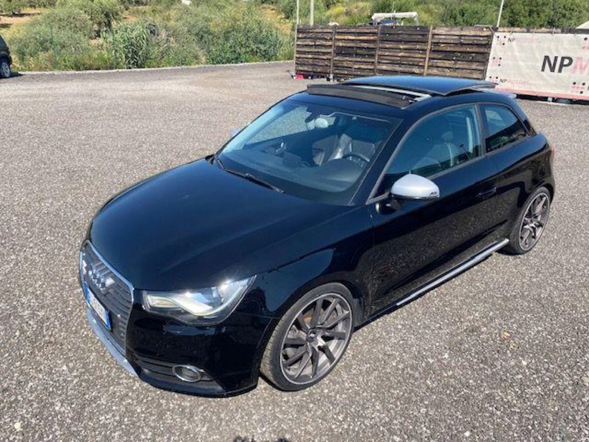 Audi A1 1.6 TDI Attraction (3)