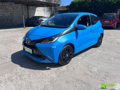Toyota Aygo 1.0 VVT-i 69 CV 5 porte x-black TSS usata