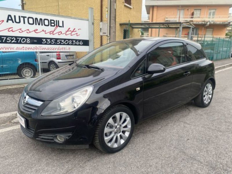 Opel Corsa 1.2 3 porte Sport