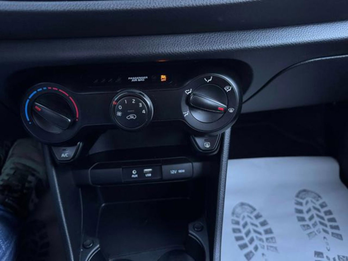 Kia Picanto 1.0 12V 5 porte Active (12)