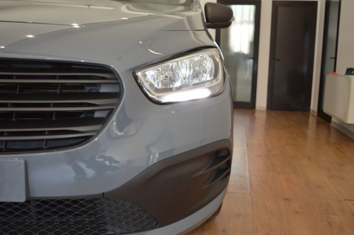 Mercedes-Benz Citan Tourer Long 110 (5)
