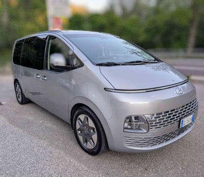 Hyundai Staria 2.2 awd auto usata