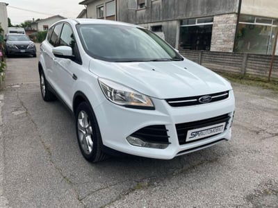 Ford Kuga 2.0 TDCI 150 CV S&S 4WD Powershift Titanium usata