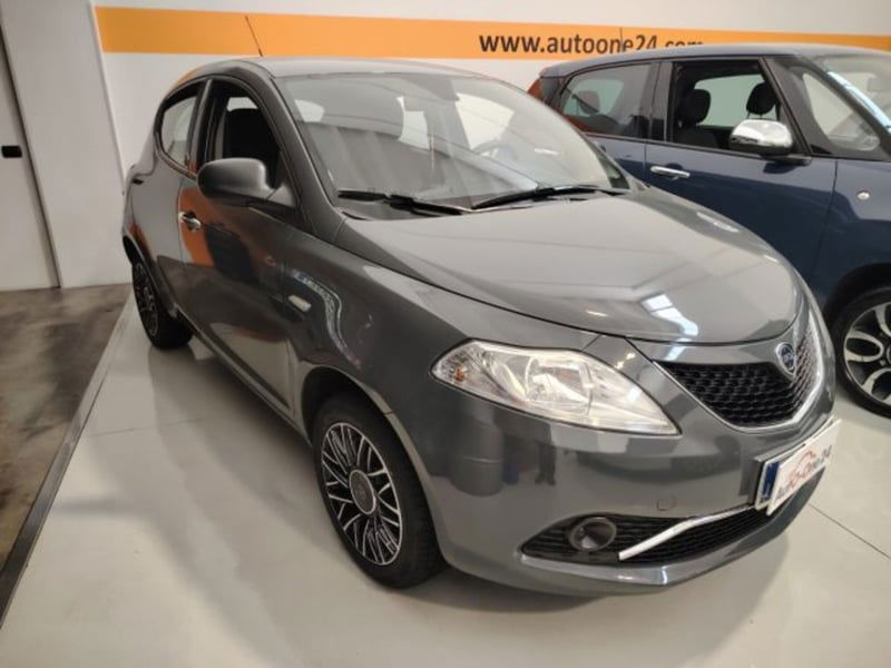 Lancia Ypsilon 1.2 69 CV 5 porte GPL Ecochic Elefantino
